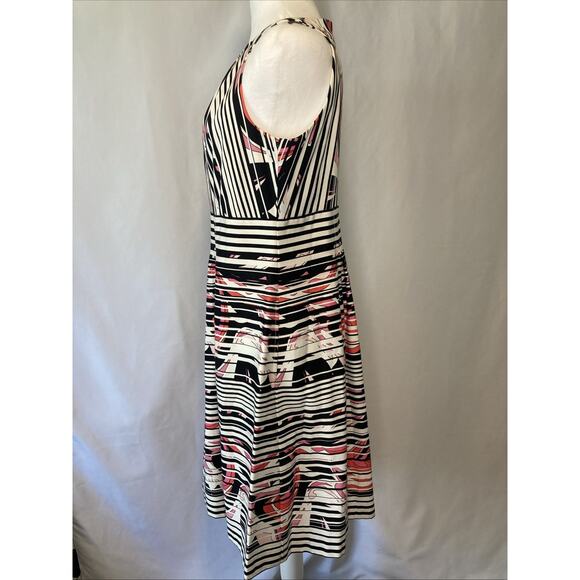 Nine West Women's 10 Dress Fit and Flare Sleeveless Multi Striped And Pockets - Picture 8 of 11